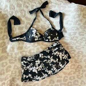 Skirted two piece Antonio Melani swimsuit size medium